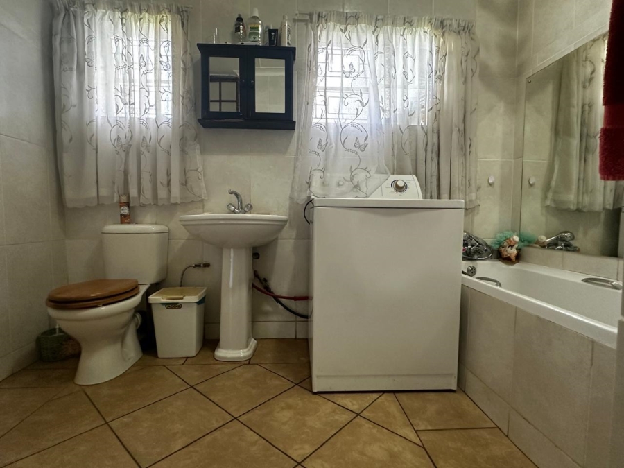 3 Bedroom Property for Sale in Dan Pienaar Free State